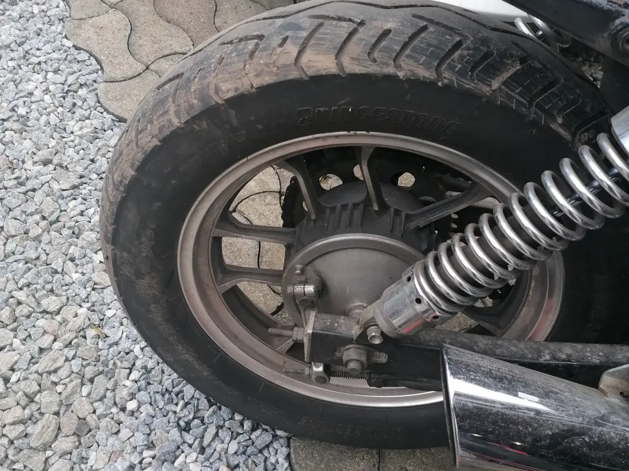 Billede 1 - Honda VF500 Magna V30 PC13 reservedele