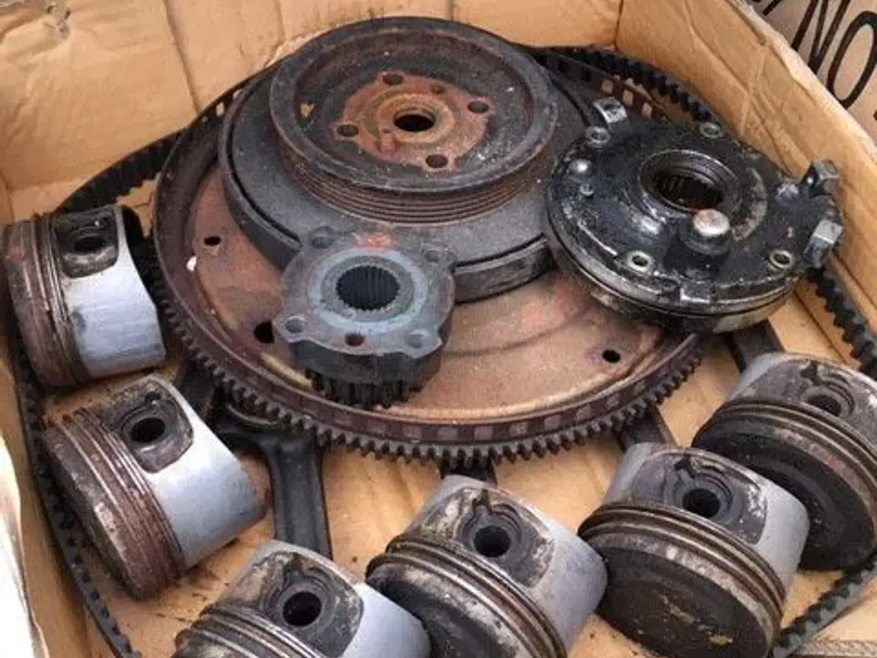 Billede 3 - Volvo 960 3L krumtap, stempler oliepumpe 