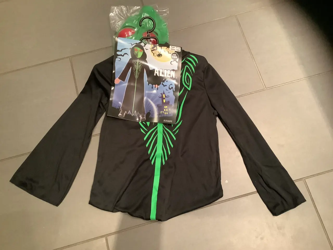 Billede 2 - Halloween udklædning Alien - ny i emballage