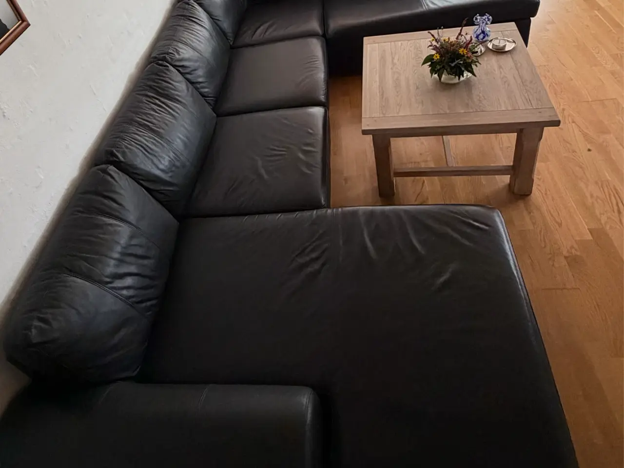 Billede 1 - Stor sort læder hjørnesofa med chaiselong