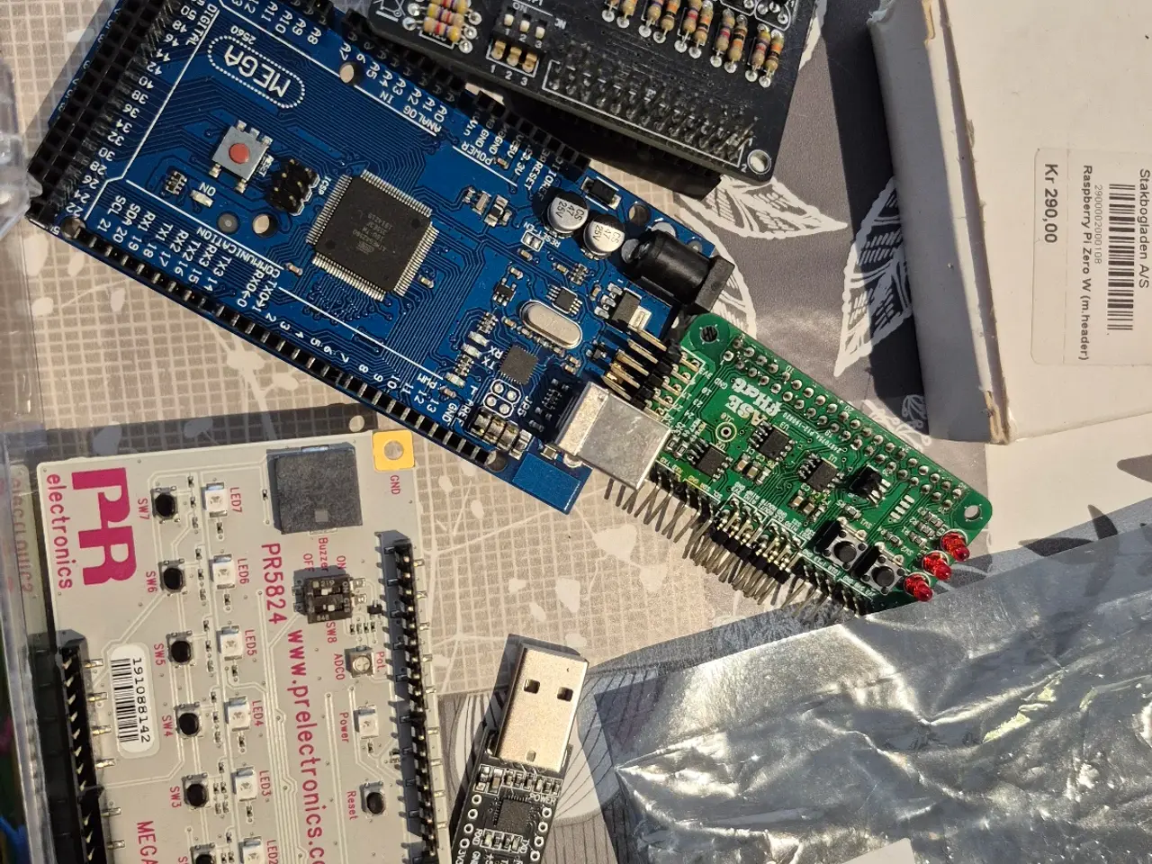 Billede 1 - Elektronik-pakke: Arduino Mega 2560, Raspberry Pi