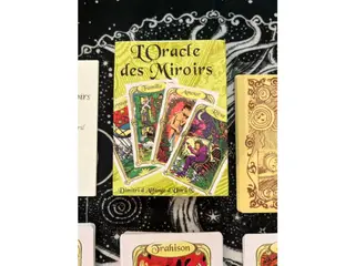 L'Oracle des Miroirs tarot/orakelkort med guidebog