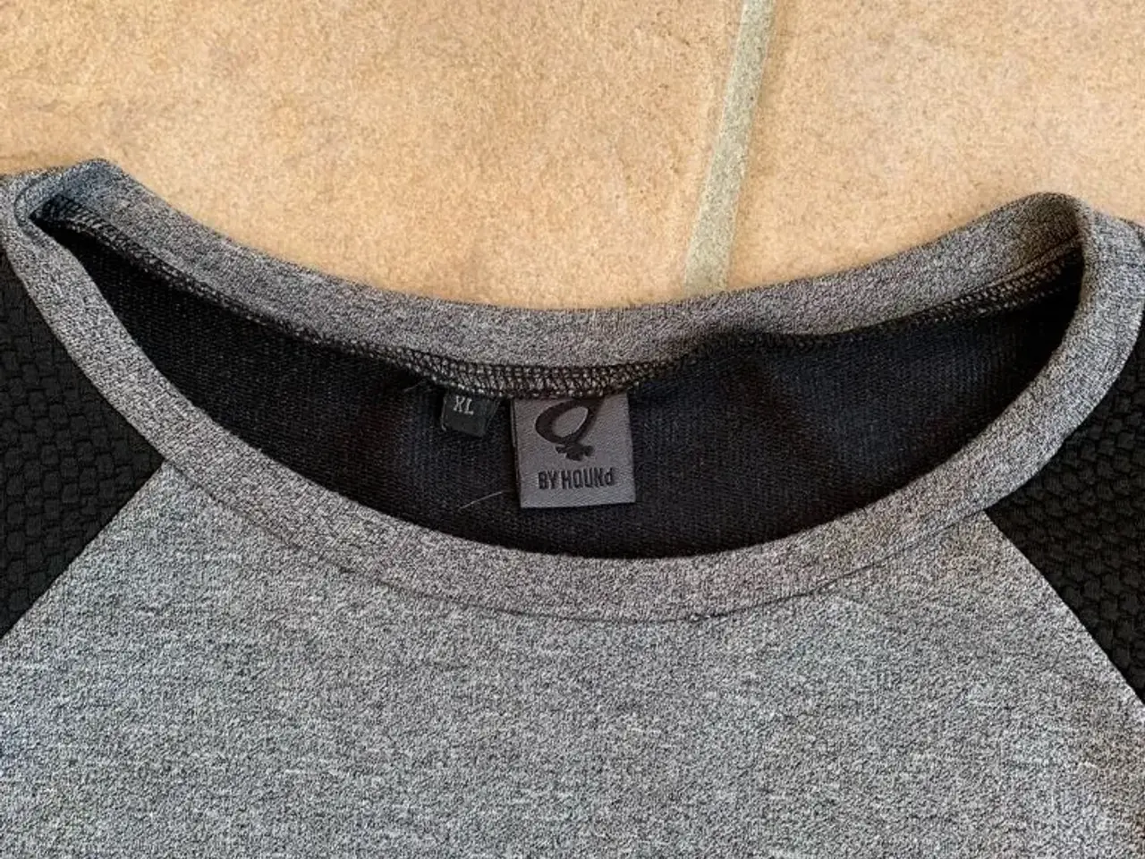 Billede 3 - BY HOUND bluse str.XL