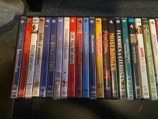 59 DVD'er i forskellige genrer, flot stand