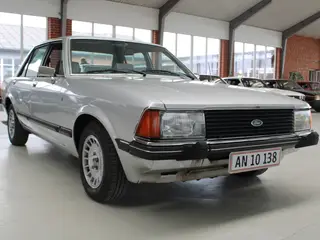 Ford Granada 2,8 4d
