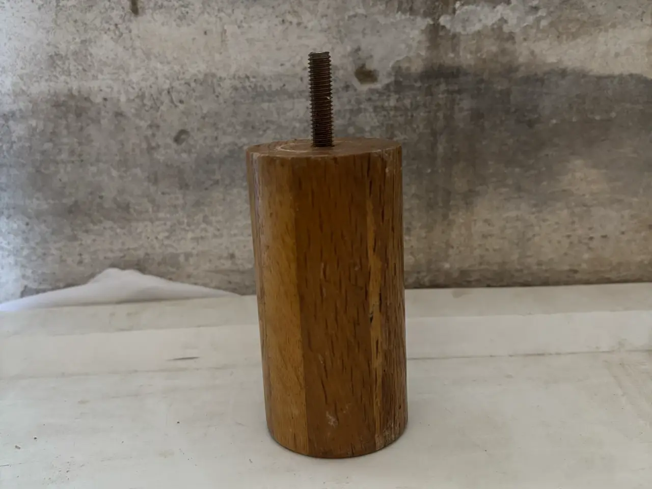 Billede 1 - 4 stk. runde træben / møbelben – 10 cm – 20 kr. pr