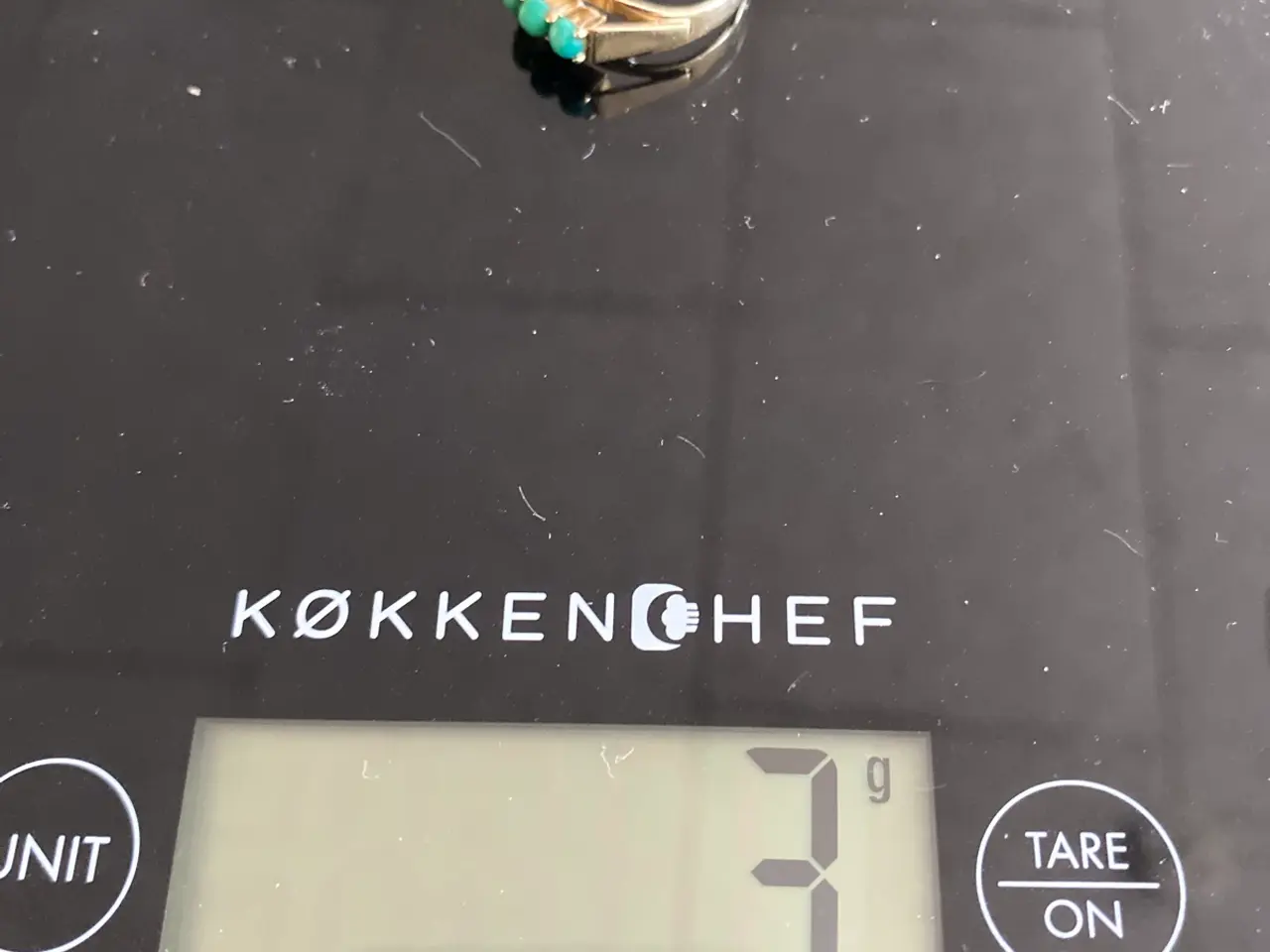 Billede 7 - Guld ring med grønne perler