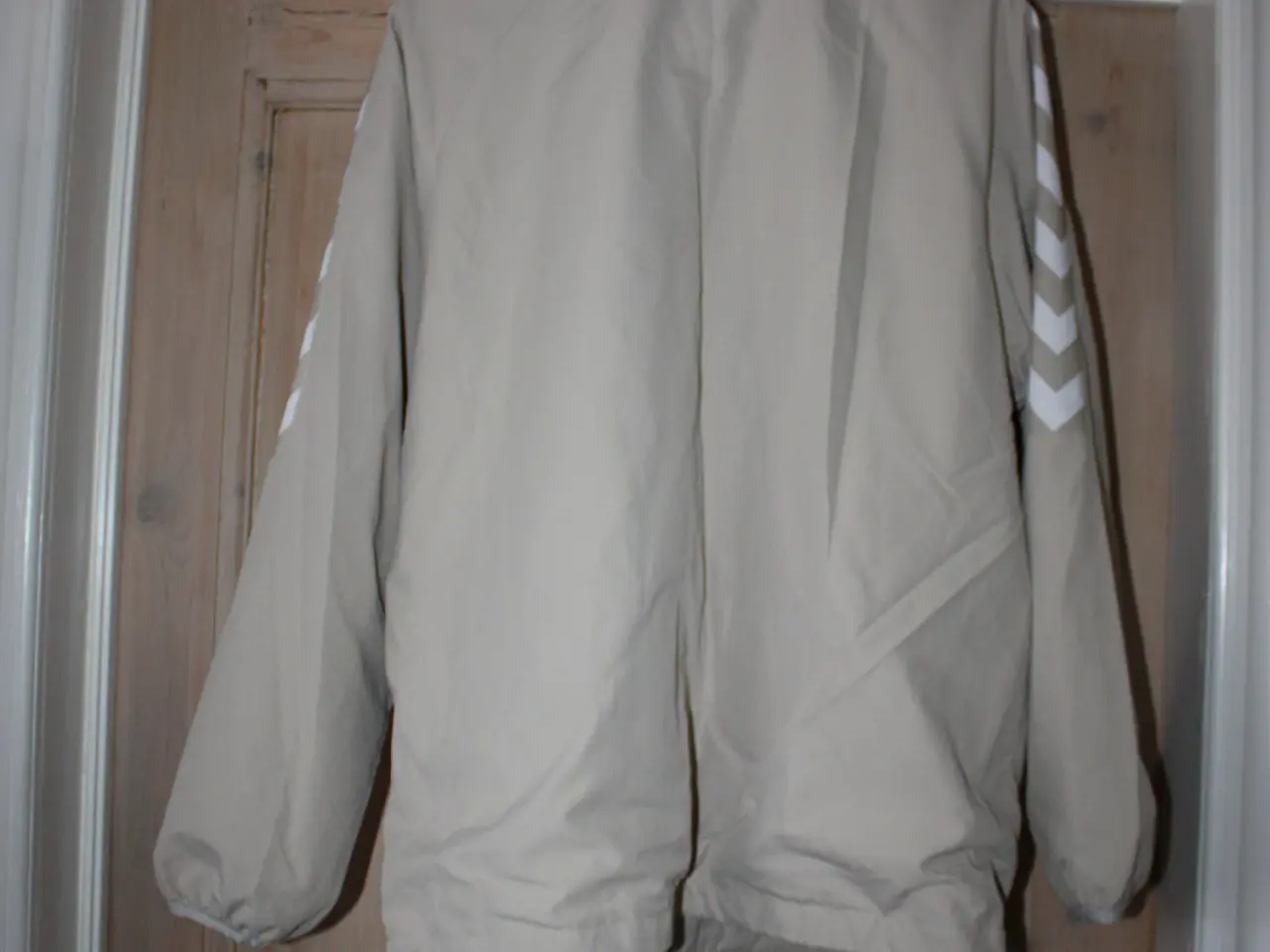 Billede 5 - Sportsjakke Hummel str. 176 / 16