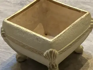 Urtepotteskjuler