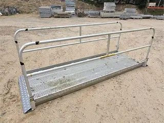 ABC Specialfabrikken Vinderup - 2 styk / 2 pieces aluminum gangbro / access walkway