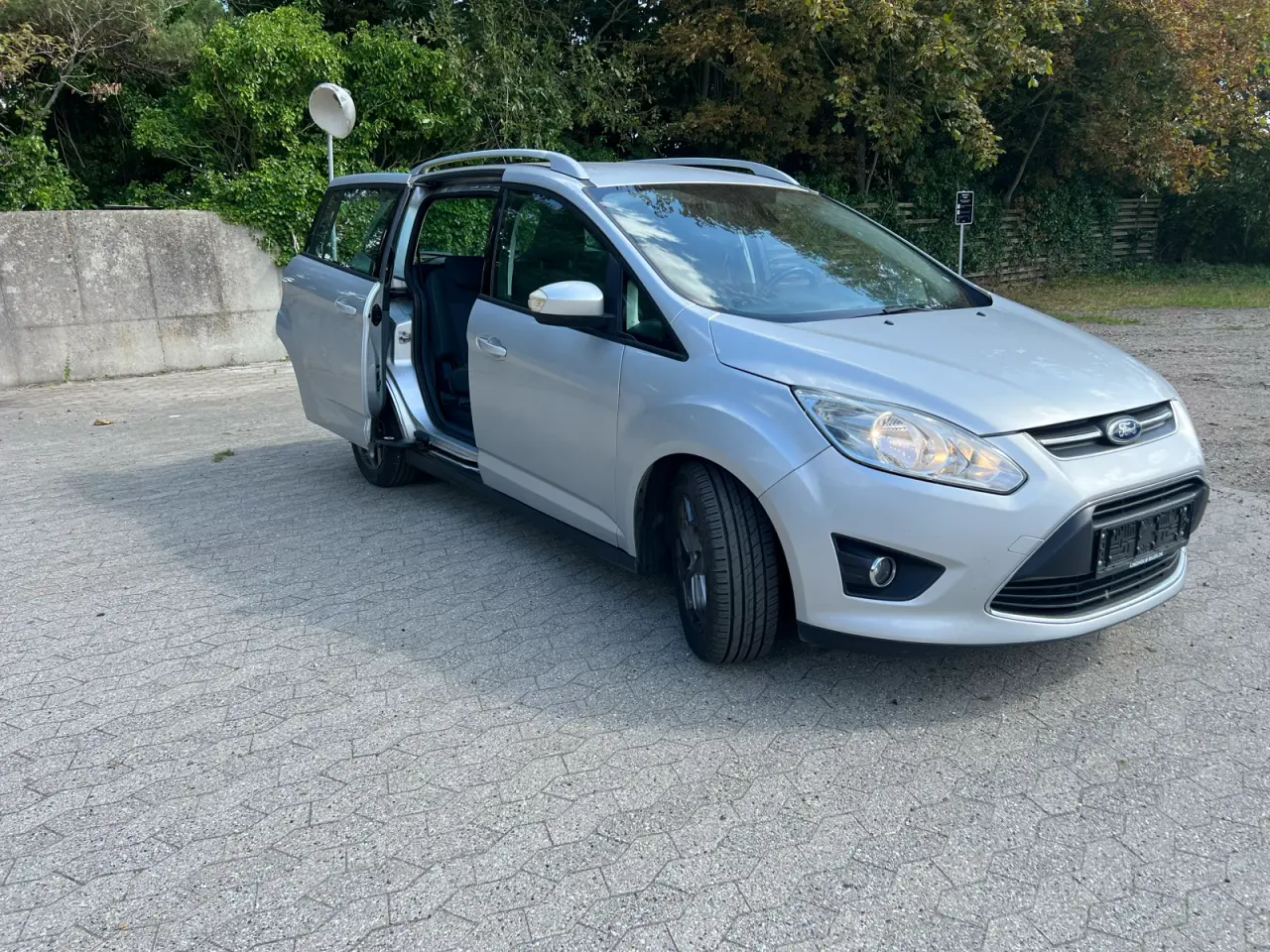 Billede 2 - Ford Grand C Max Nysynet!