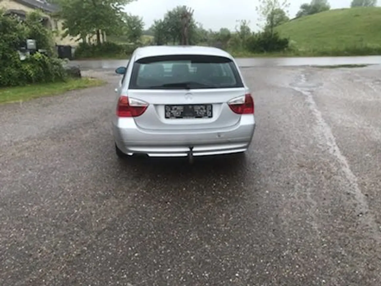 Billede 6 - Bmw 3er serie 320 l 2007 personbil  150. Hk