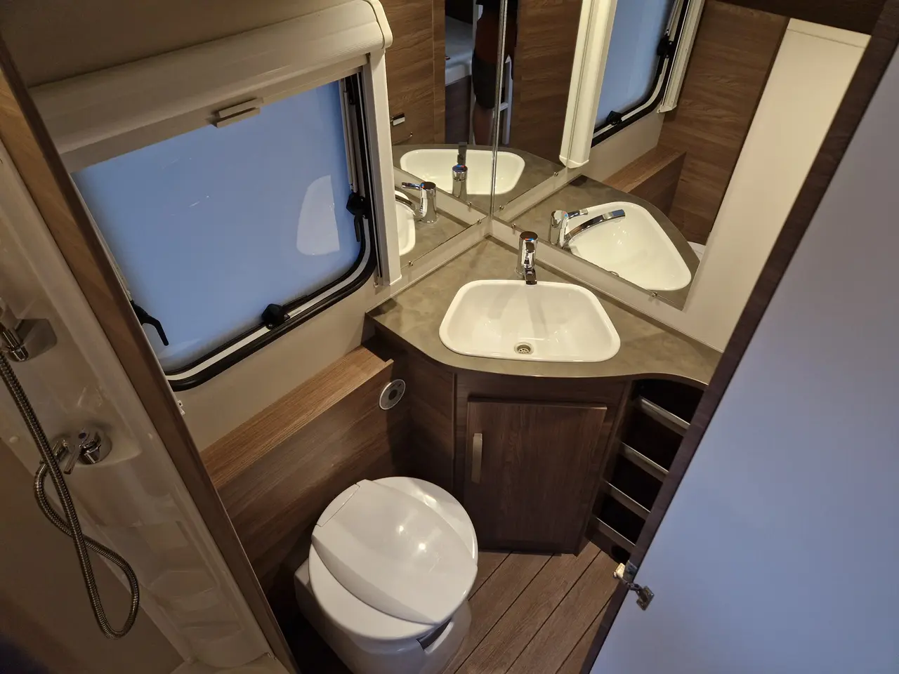 Billede 17 - Knaus Sport Silver Selection 500 kd 2019,køjevogn