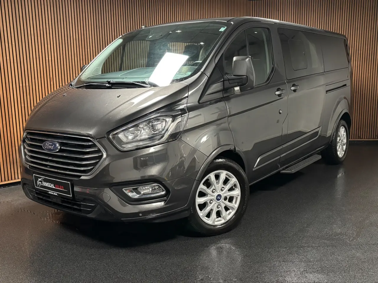 Billede 1 - Ford Tourneo Custom 320 L2 2,0 TDCi 130 Titanium aut.