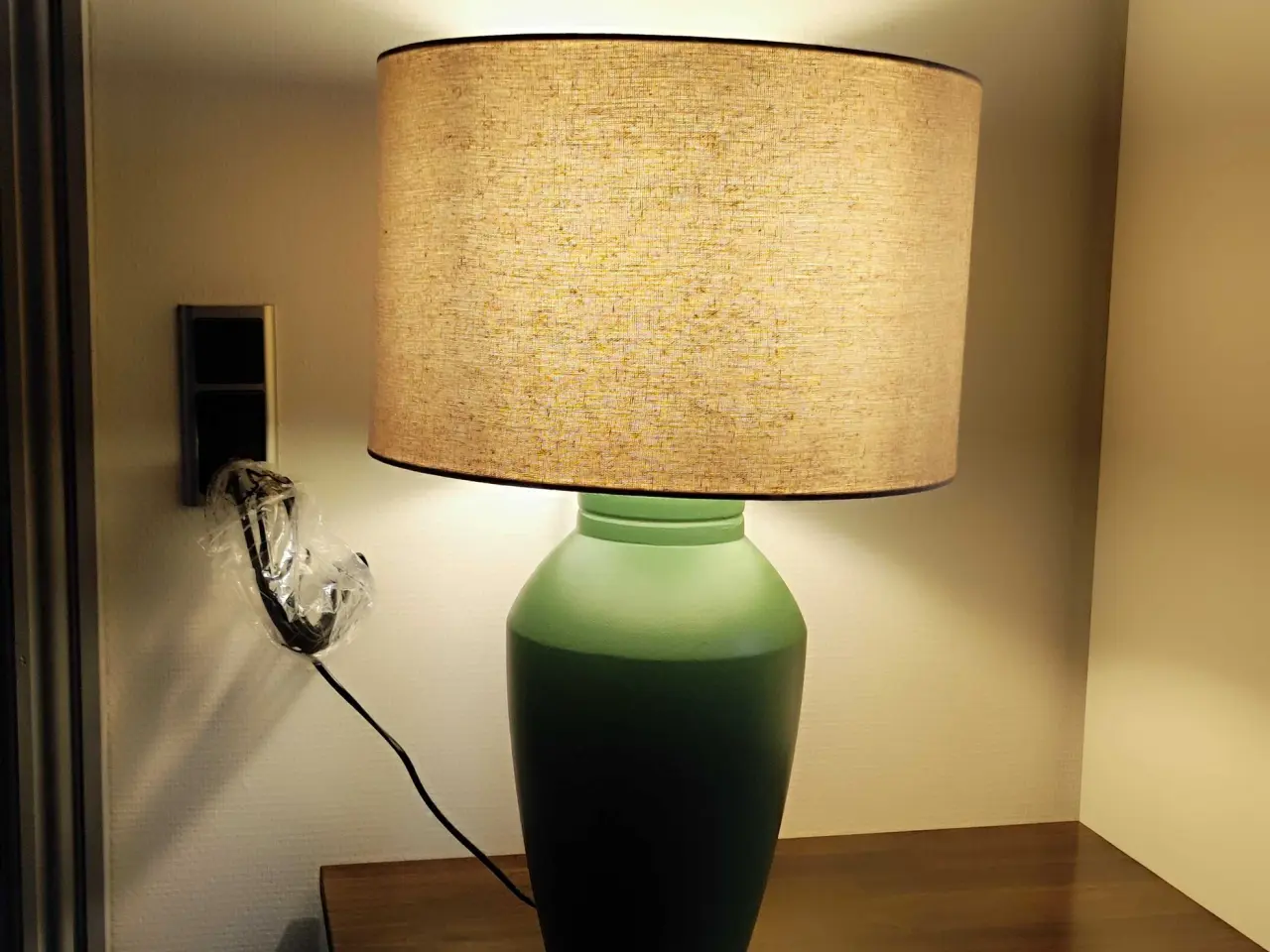 Billede 2 - Bordlampe til sengebord