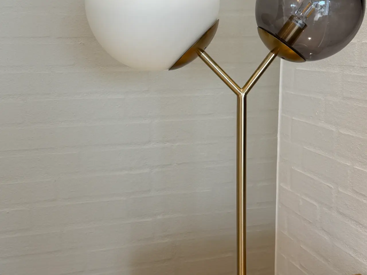 Billede 2 - House Doctor Twice Messing bordlampe. 65 cm