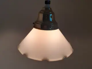 Lamper i mat glas 