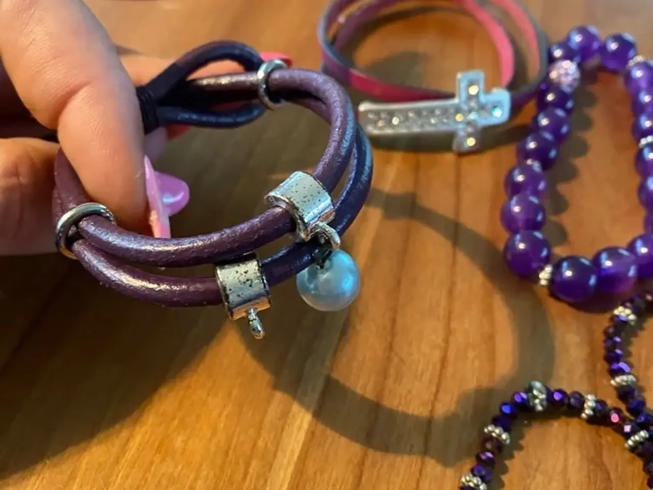 Billede 13 - Flotte armbånd