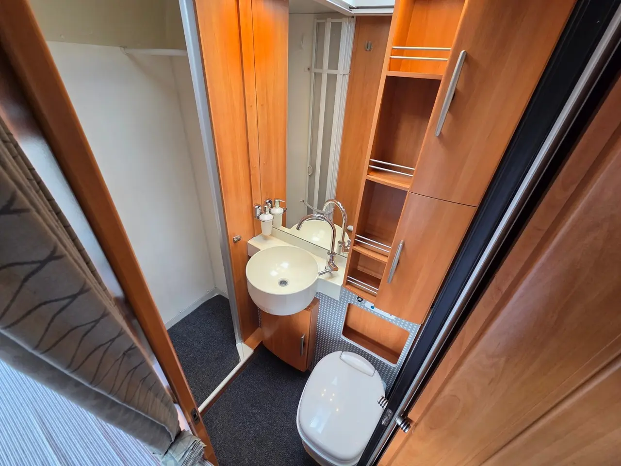 Billede 18 - Hymer B-Klasse 2,2 JTD SL 654