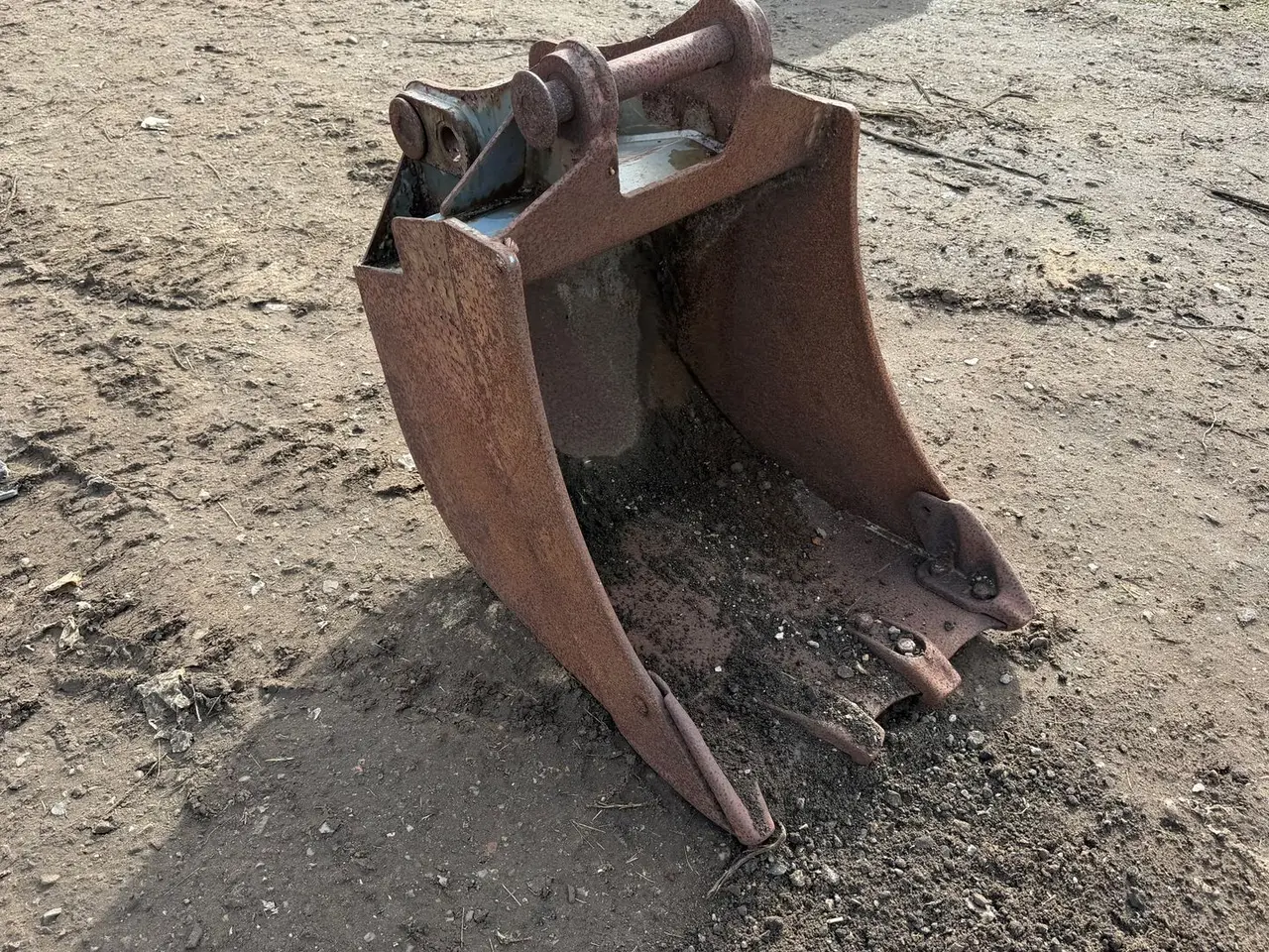 Billede 2 - - - - 55 cm bagskovl - Ford Beslag
