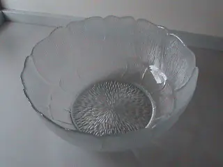 Klar glas skål bowle som blomst