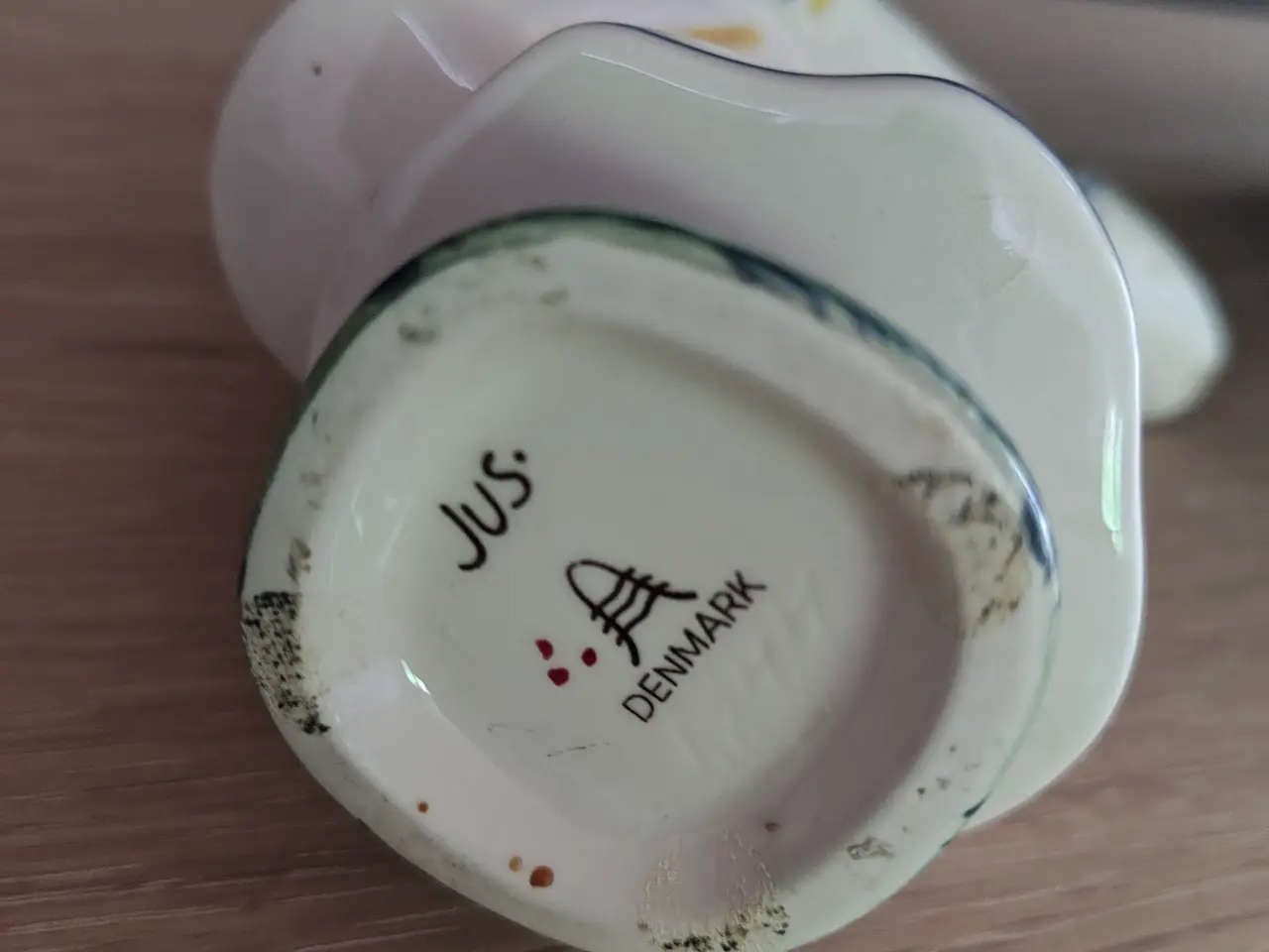 Billede 6 - Aluminia "Kusine fra Amager" figur