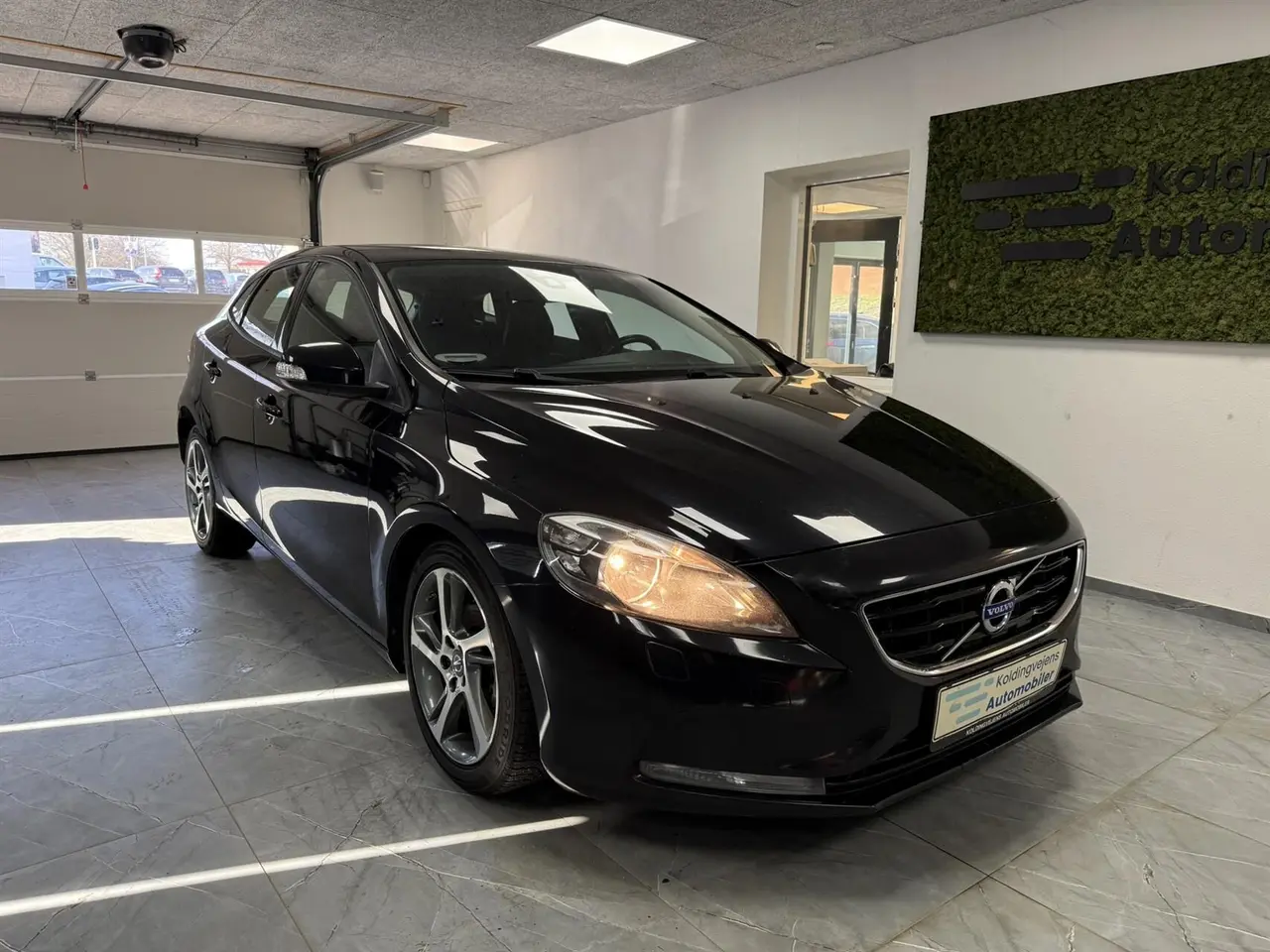 Billede 1 - Volvo V40 1,6 D2 DRIVe-E Kinetic 115HK 5d 6g
