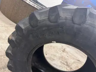 Pirelli 600/70R30