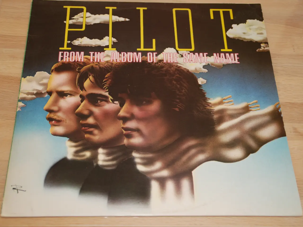 Billede 1 - Vinylplade - Pilot