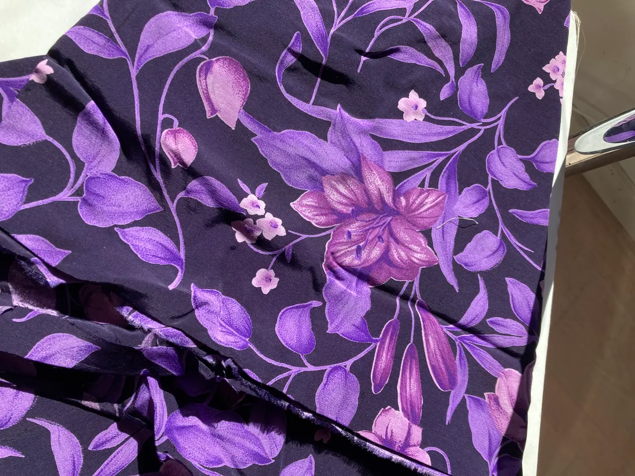 Billede 1 - Stof til bluse, L 1,40 B 1,43
