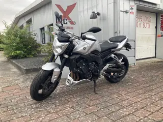 Yamaha FZ1