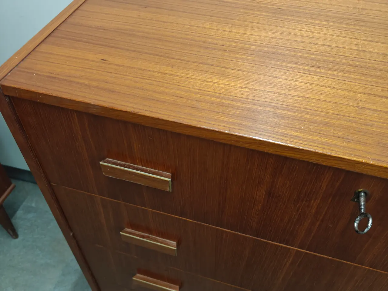 Billede 3 - Teak træ kommode