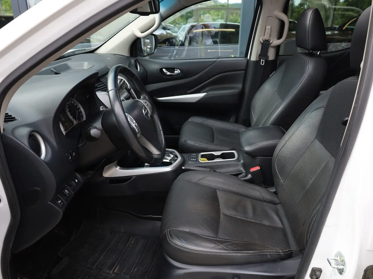 Billede 2 - Nissan Navara 2,3 dCi 190 Db.Kab Tekna aut.