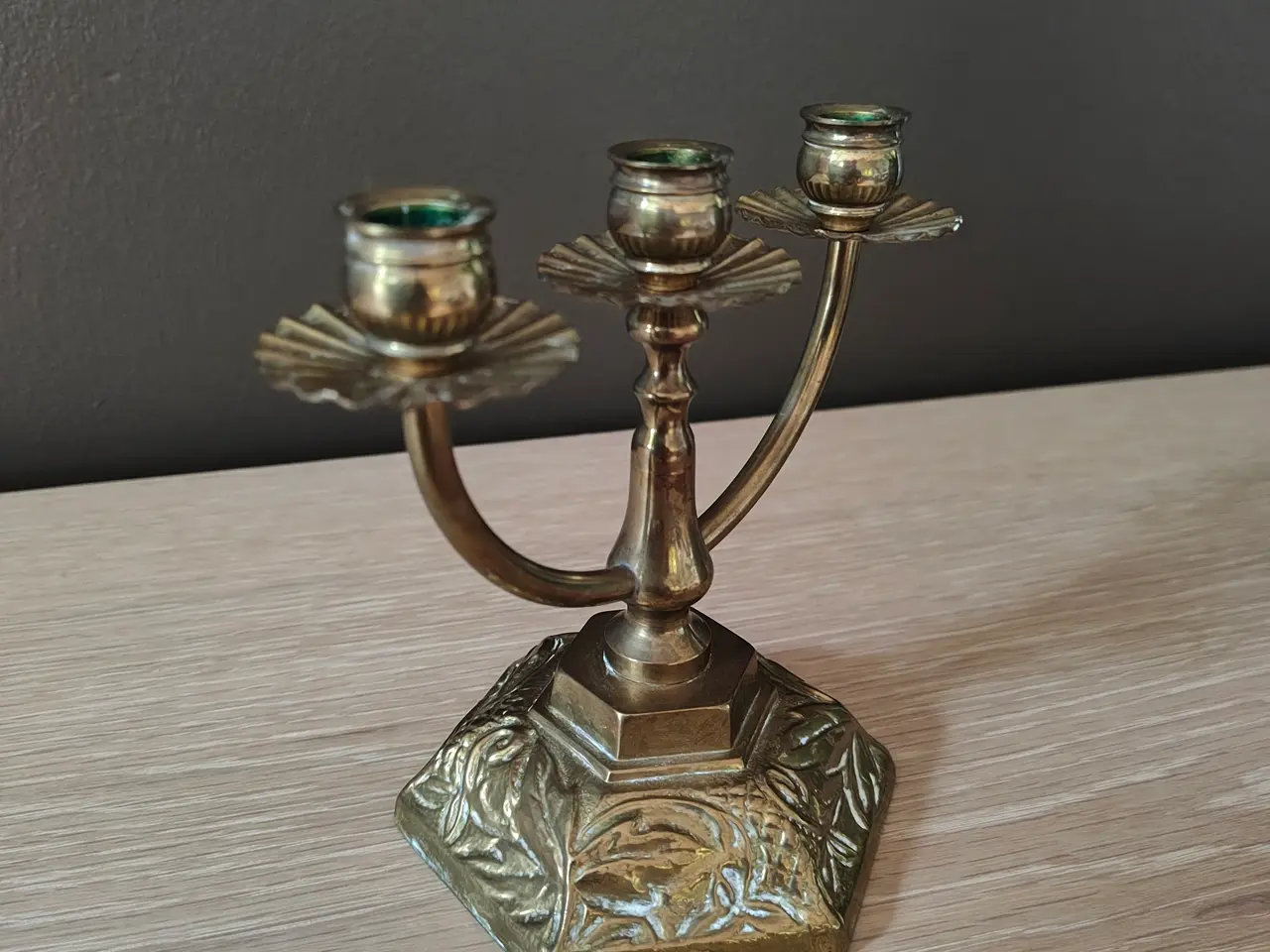 Billede 2 - Flot 3-armet messing lysestage