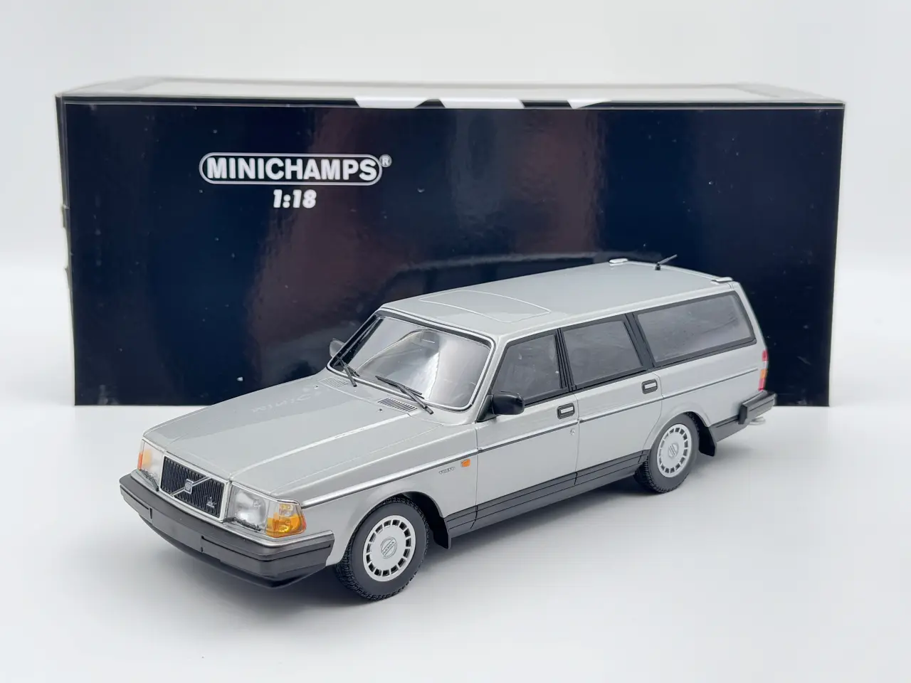 Billede 9 - 1986 Volvo 240 GL Break / Stationcar - 1:18