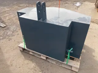 - - - 1500 KG