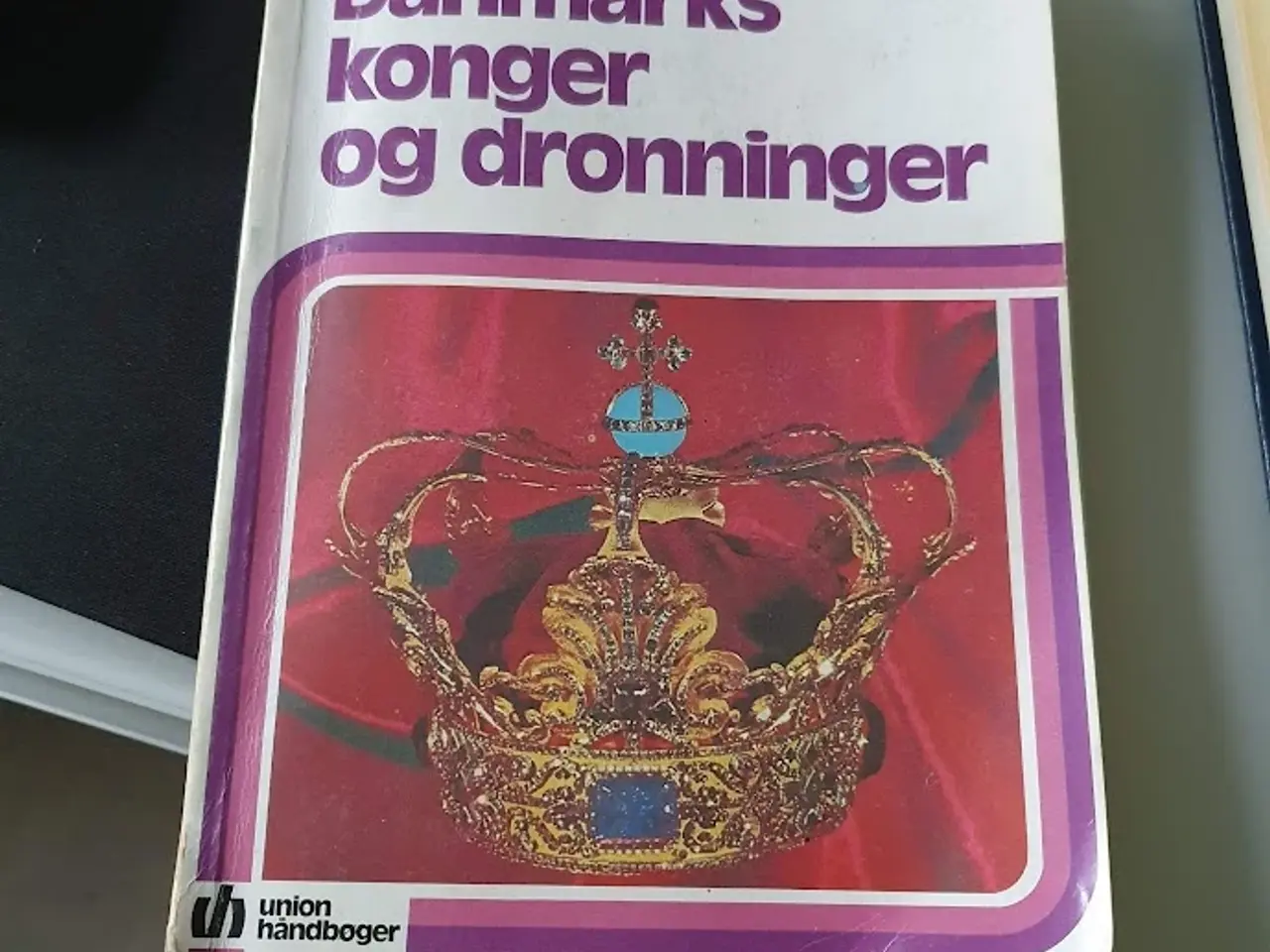Billede 4 - Bøger om Det Danske Kongehus.