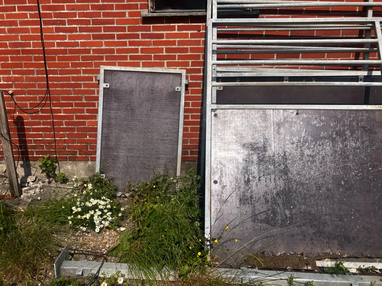 Billede 4 - Restparti af hestebokse 
