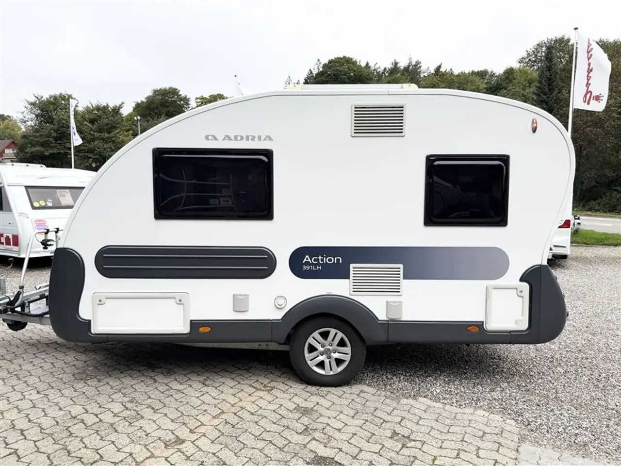 Billede 5 - 2020 - Adria Action 391 LH Enkeltsenge-Lamel-Variofyr-Gulvtemp.-Solcelle