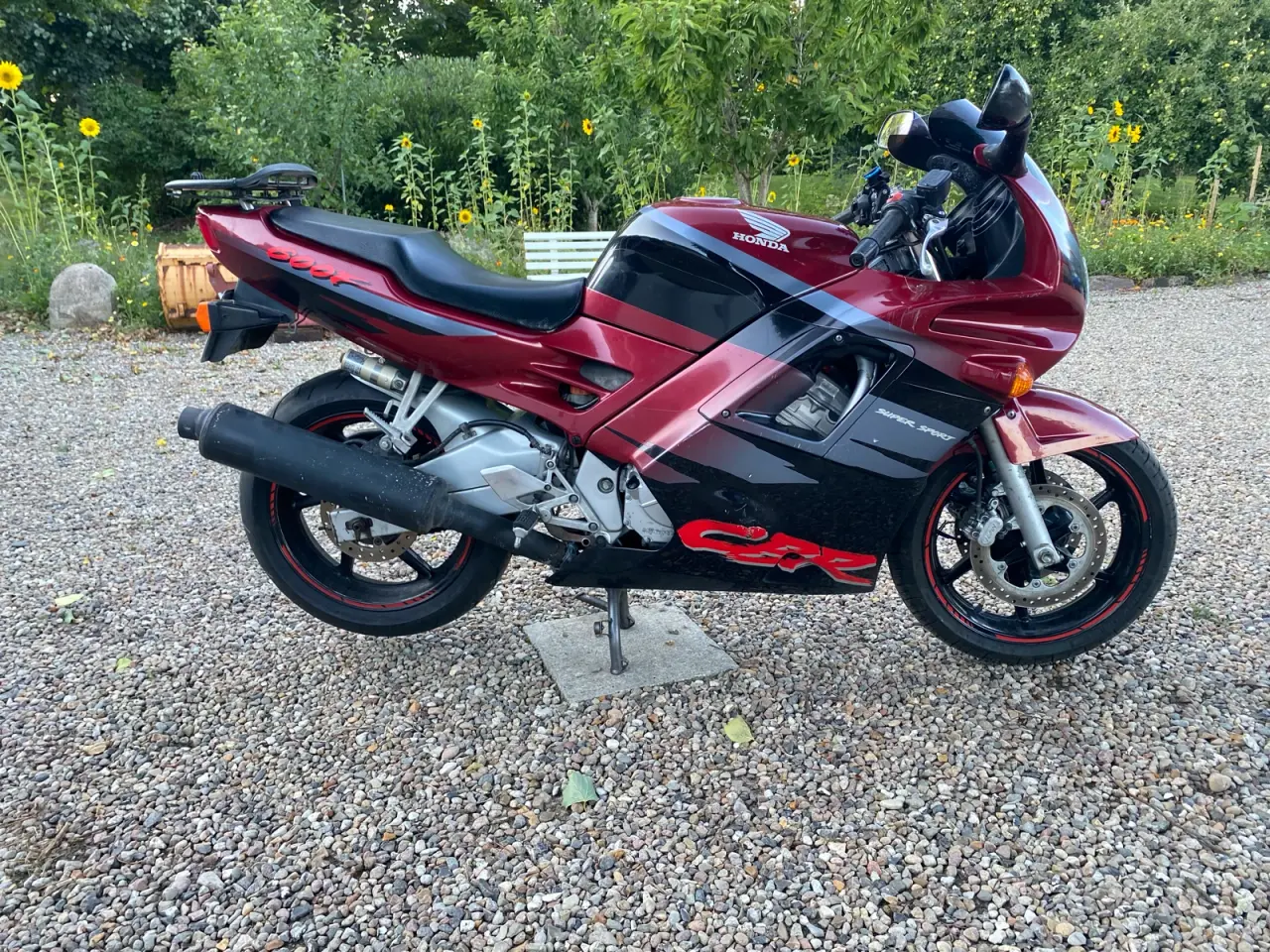 Billede 3 - Honda CBR 600 F – Velkørende sportstouring