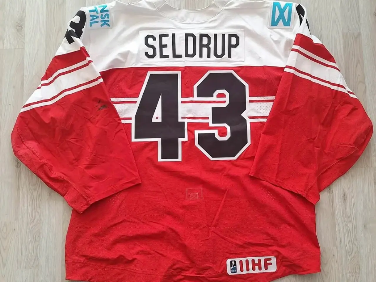 Billede 2 - Mathias Seldrup - Danmark ishockeytrøje VM 2024