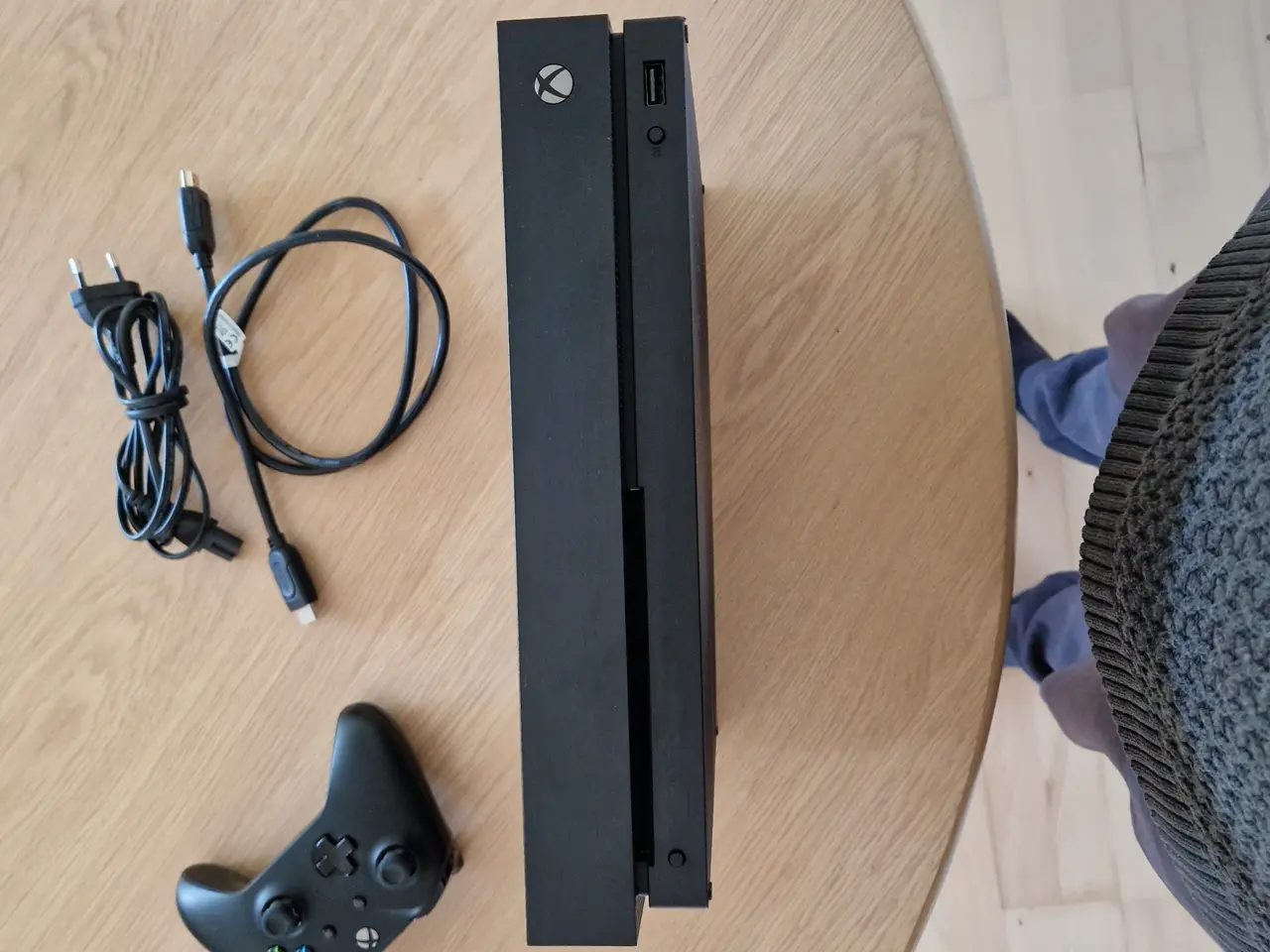 Billede 6 - Xbox One X 1TB – flot stand – testet og virker