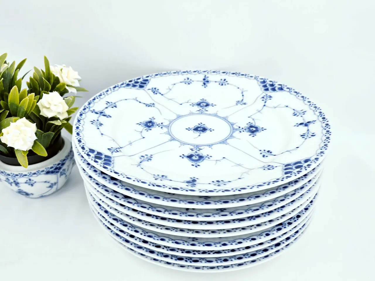 Billede 7 - Musselmalet Halvblonde Middagstallerken Porcelæn 