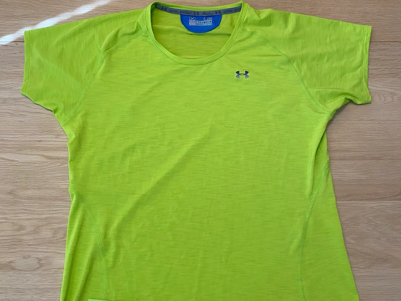 Billede 1 - Under Armour Sport T-shirt Kvinder Gul Str. L