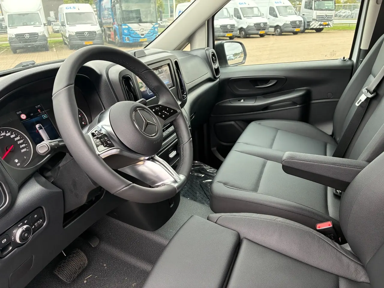 Billede 3 - Mercedes Vito 114 2,0 CDi A2 Kassevogn PRO RWD