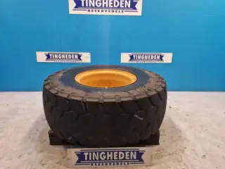 25" 20.5R25