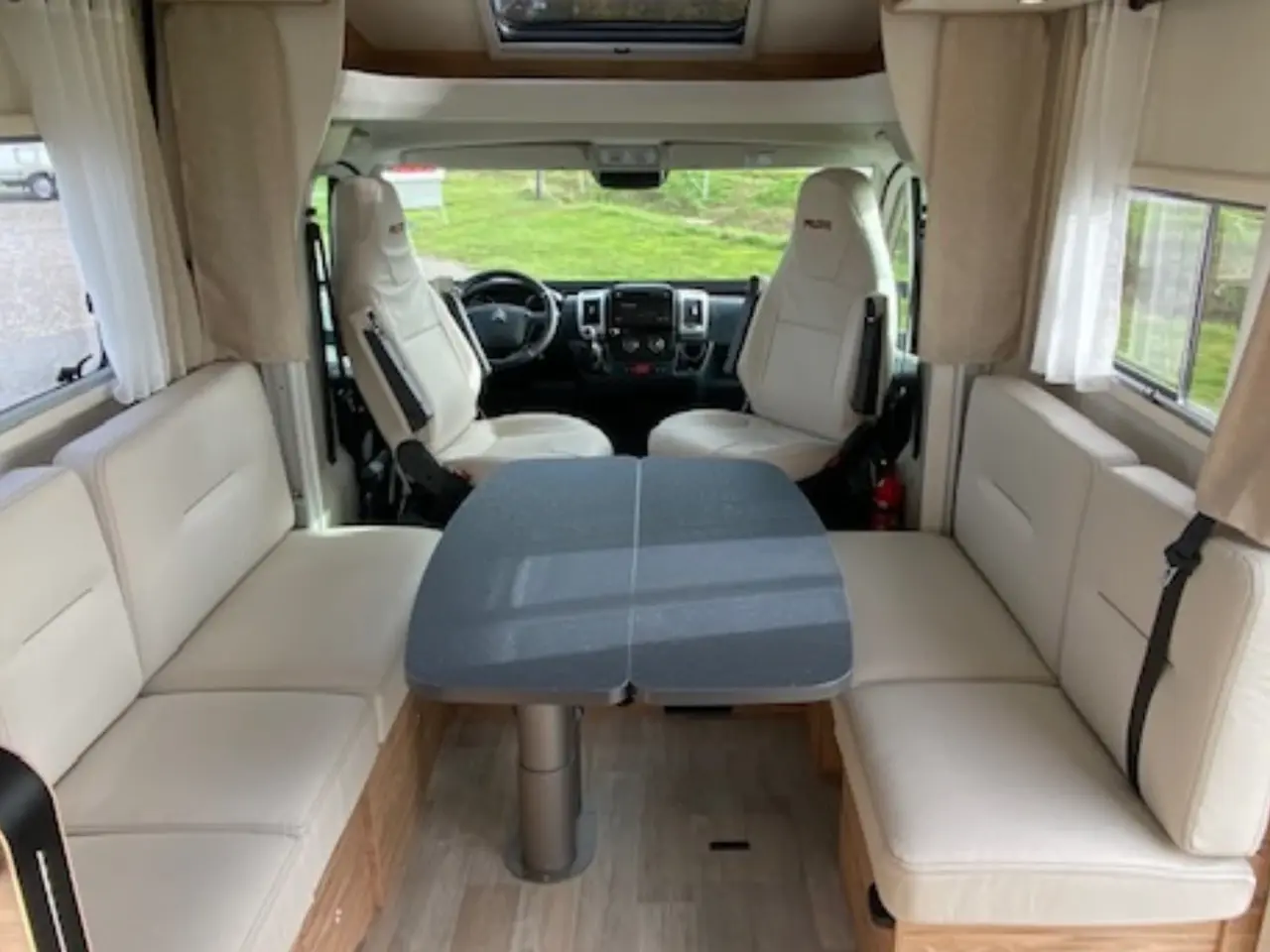 Billede 7 - Pilote P 696 D Évidence