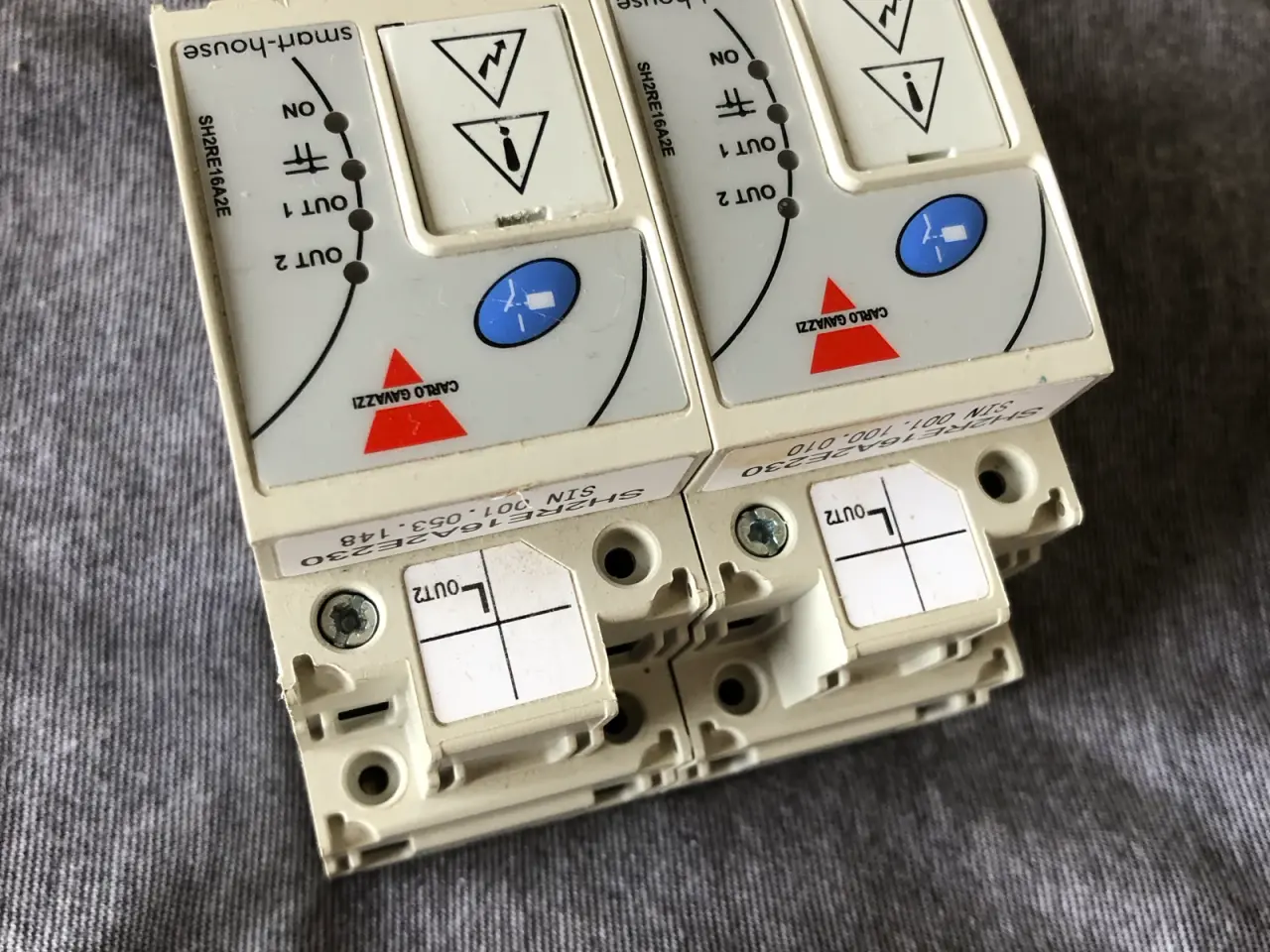 Billede 1 - 2 stk. Carlo Gavazzi SH2RE16A2E230 