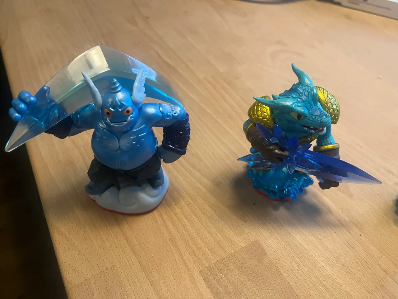Billede 4 - Blandet skylanders figurer