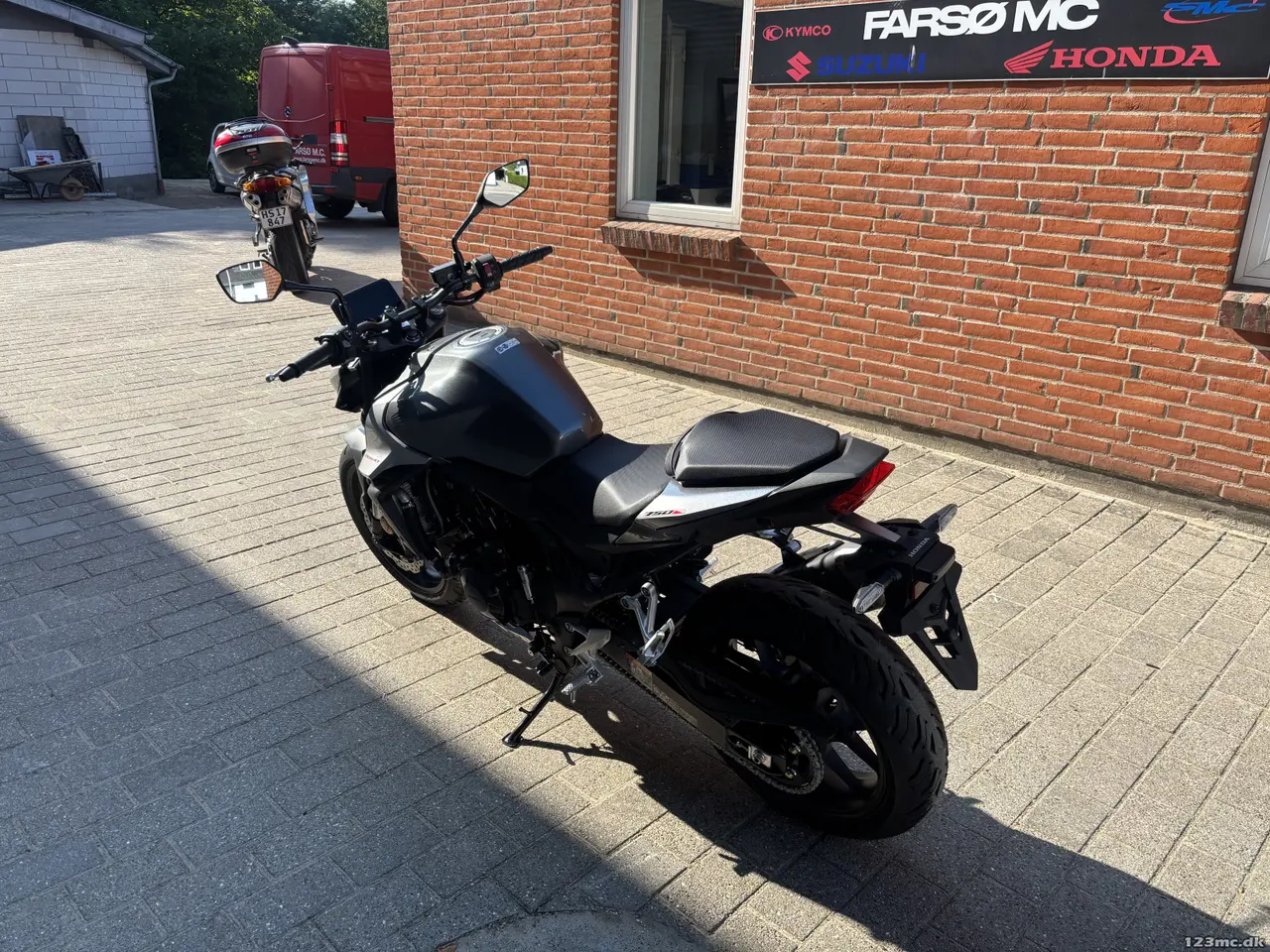 Billede 6 - Honda CB 750 Hornet E-Clutch